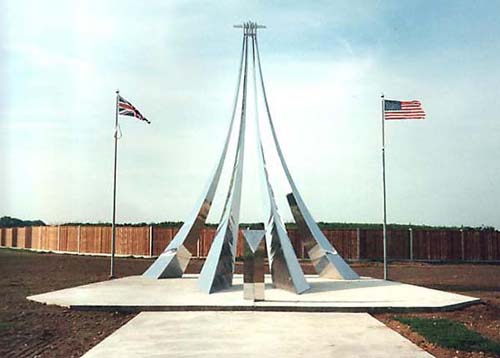 96th_Bomb_Group_Snetterton_Memorial_1